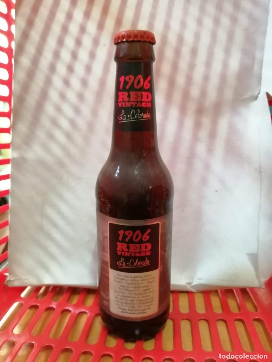 Coleccionismo de cervezas: BOTELLA DE CERVEZA (LLENA) 1906 RED VINTAGE, LA COLORADA