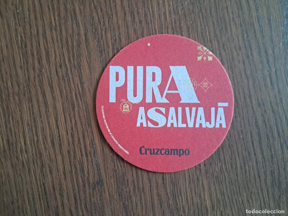 Coleccionismo de cervezas: posavasos de cerveza, cruzcampo, pura asalvaj&aacute;.