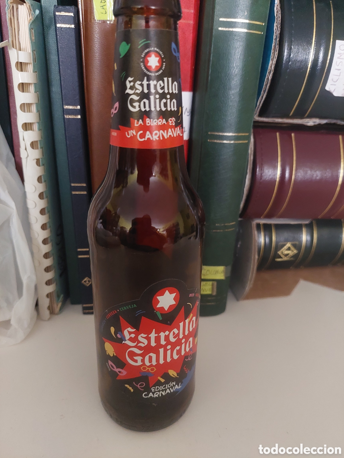 Coleccionismo de cervezas: 2026 CARNAVSL BOTELLA VACIA ESTRELLA GALICIA CERVEZA 33 CL