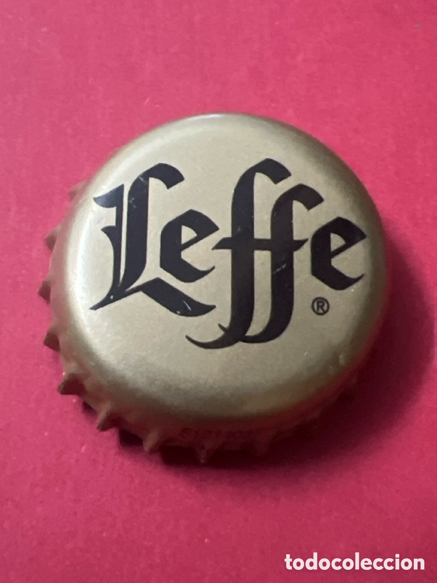 Coleccionismo de cervezas: T4/X39/F4. Chapa tap&oacute;n corona de la cerveza belga LEFFE
