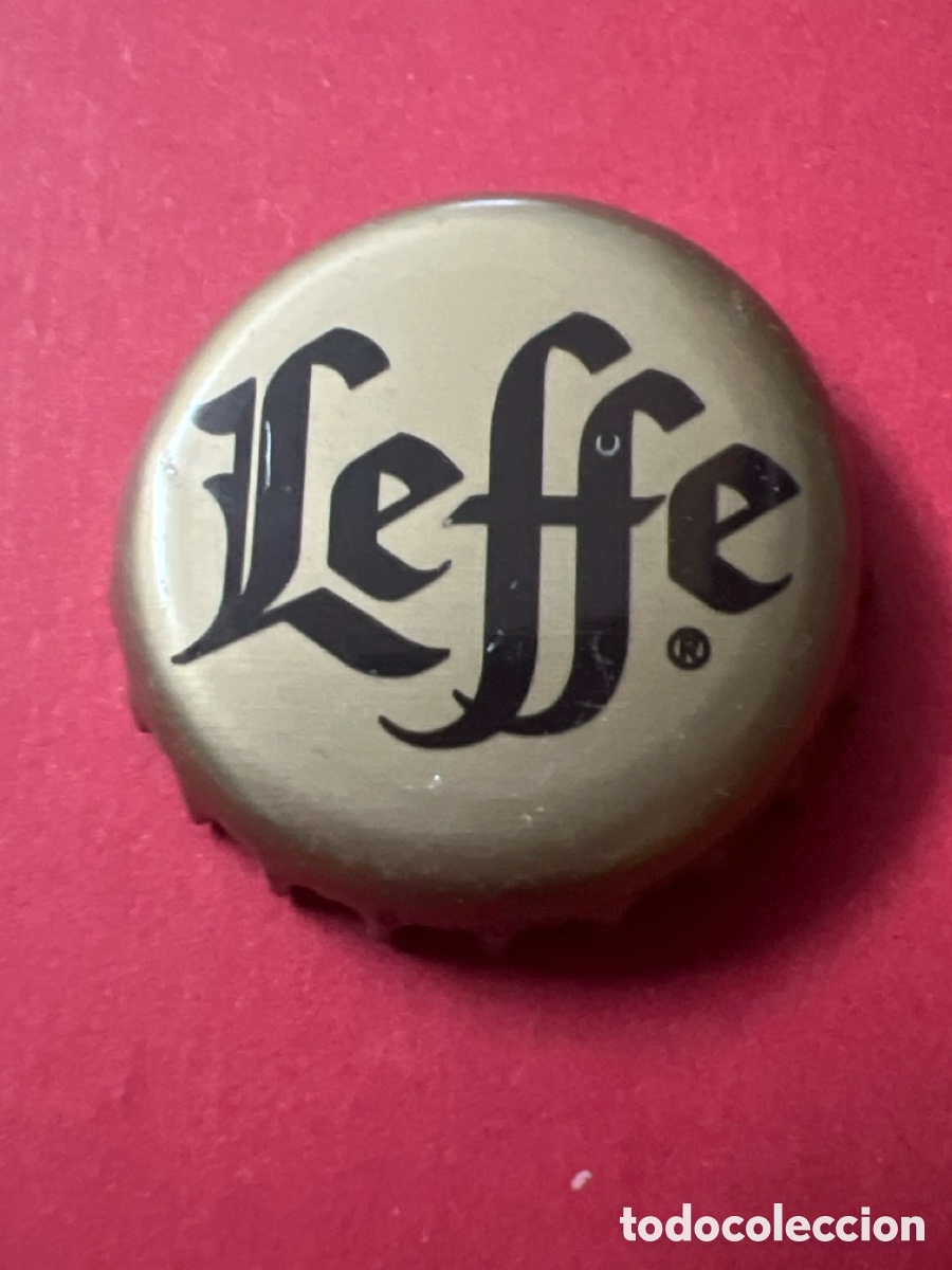 Collectionnisme de bi&egrave;res: T4/X39/F6. Chapa tap&oacute;n corona de la cerveza belga LEFFE