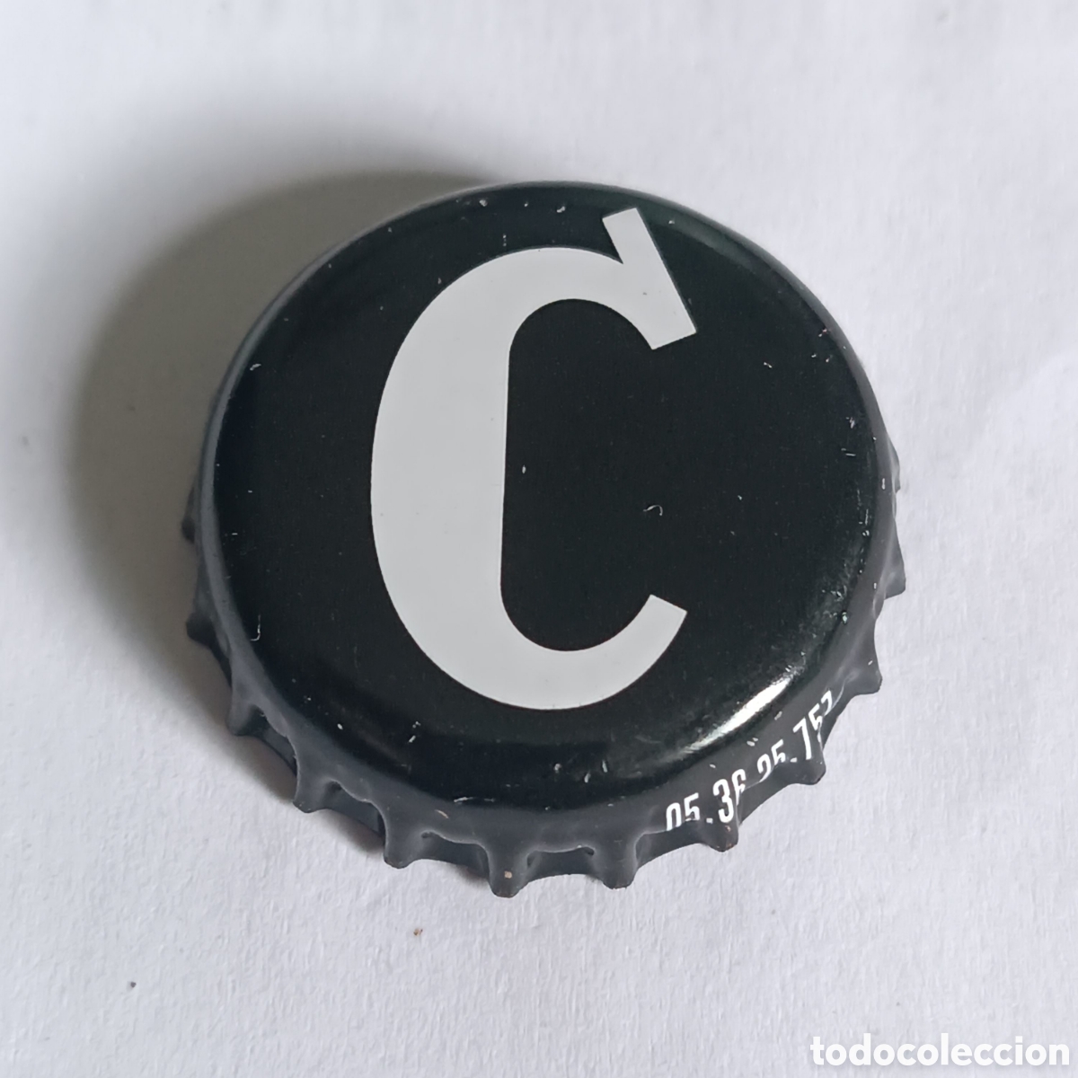 Collezionismo di birre: CRUZCAMPO NEGRA CHAPA CERVEZA. CHAPA - TAPA - CORONA - CAPS- TAPON - GORRA. CROWN.