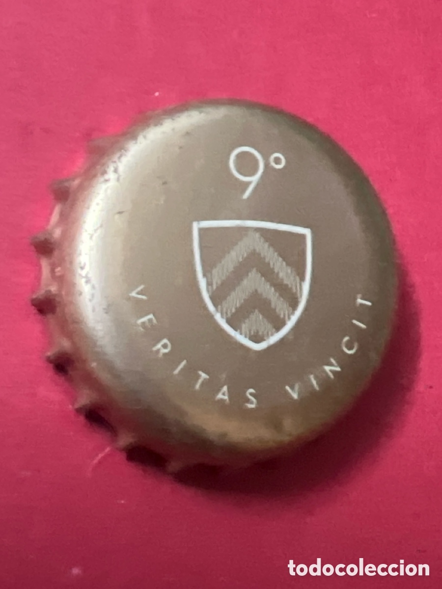 Coleccionismo de cervezas: T4/X33/G4. CHAPA CERVEZA - B&Eacute;LGICA - Veritas Vincit 9&deg;