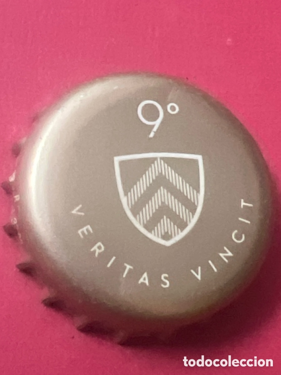 Coleccionismo de cervezas: T4/X32/G3. CHAPA CERVEZA - B&Eacute;LGICA - Veritas Vincit 9&deg;