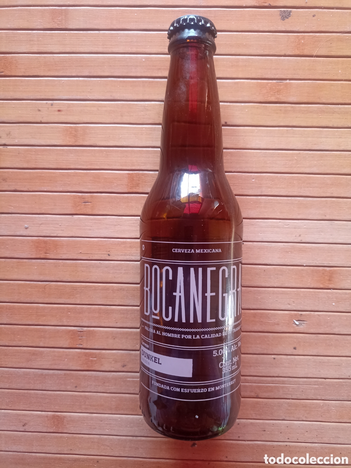 Coleccionismo de cervezas: Botella cerveza Bocanegra M&eacute;xico vac&iacute;a con chapa 355 ml