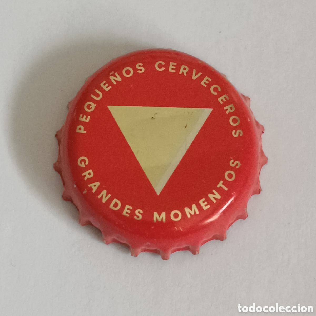 Coleccionismo de cervezas: Chapa de cerveza Ambar Sin gluten peque&ntilde;os cerveceros grandes momentos (COLOR ROJO)