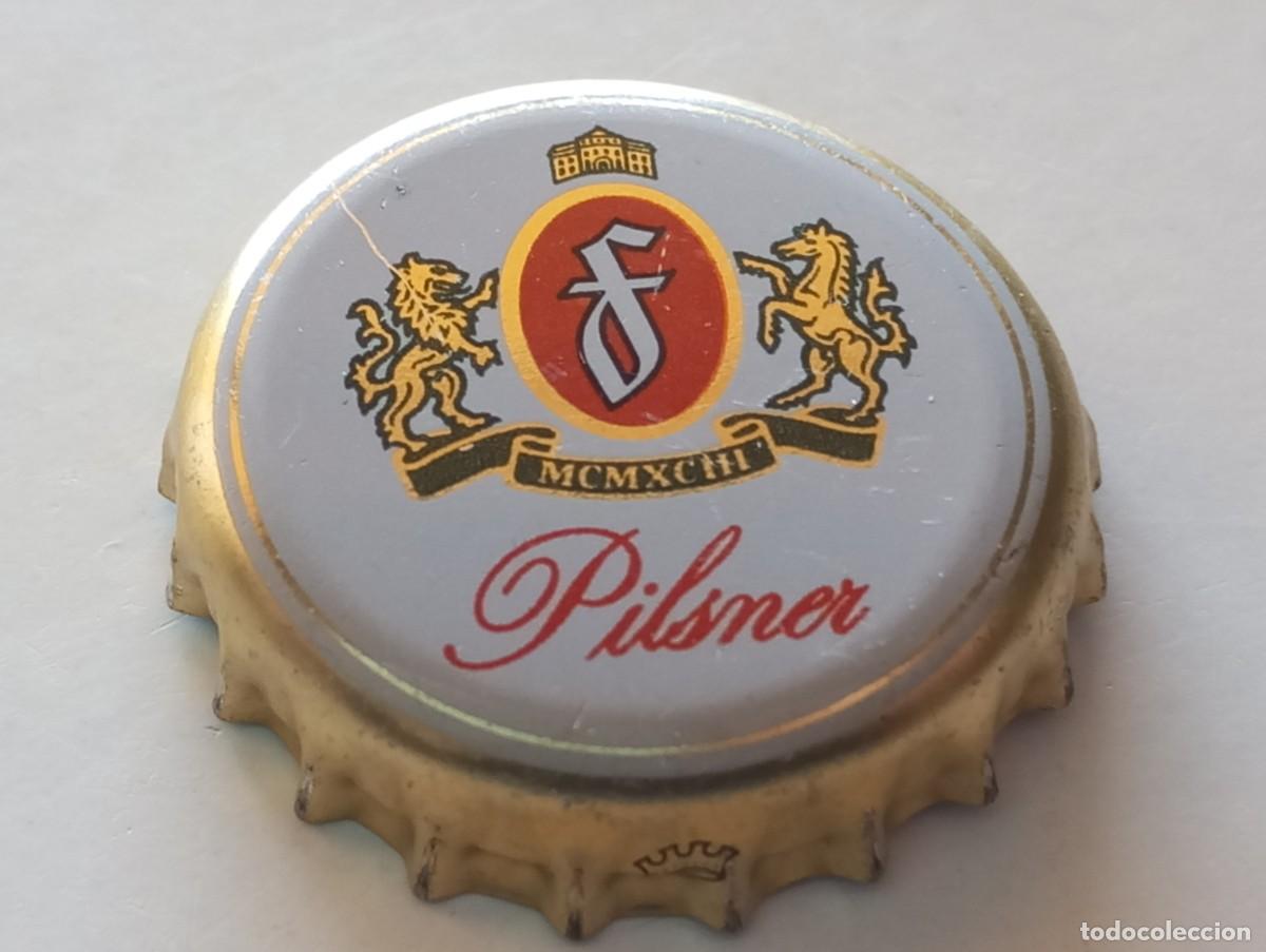 Coleccionismo de cervezas: Chapa tap&oacute;n corona de la cerveza alemana FELDSCHL&Ouml;SSCHEN PILSNER (falda dorada)