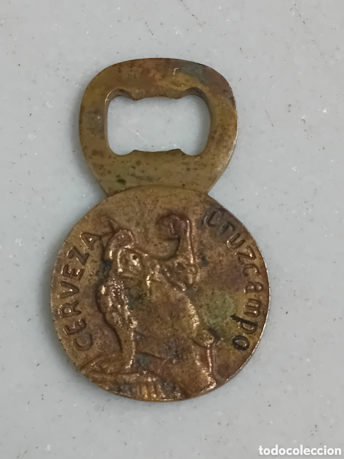 Coleccionismo de cervezas: ABREBOTELLAS VINTAGE DE BRONCE CERVEZA CRUZCAMPO