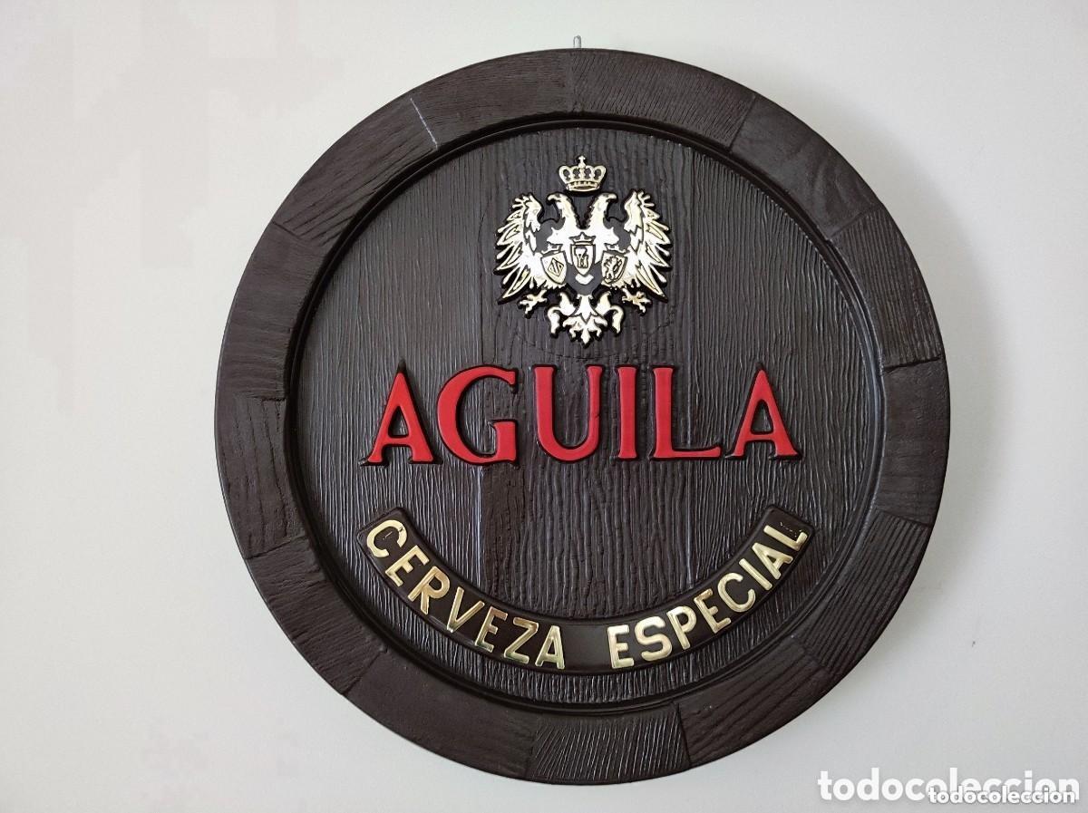 Coleccionismo de cervezas: Decoracion tapa barril cerveza Aguila - Cartel publicidad Aguila Cerveza Especial para colgar