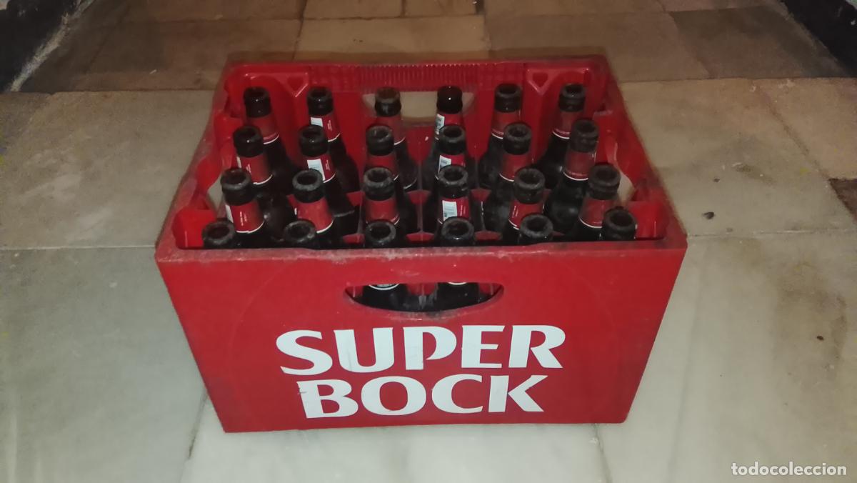 Coleccionismo de cervezas: Caja completa con botellines super bock vacias cerveza