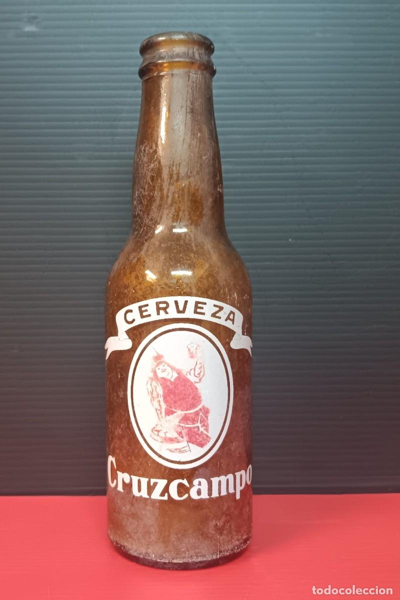 Coleccionismo de cervezas: ANTIGUA BOTELLA QUINTO CERVEZA CRUZCAMPO A&Ntilde;OS 70/80