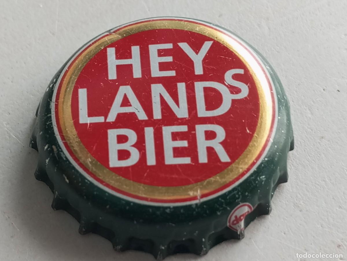 Coleccionismo de cervezas: Chapa tap&oacute;n corona cerveza alemana HEY LANDS BIER (falda negra)