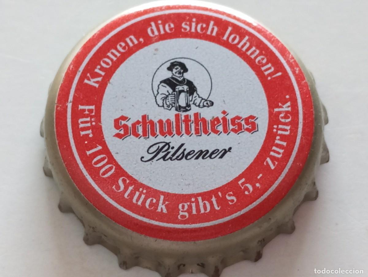 Coleccionismo de cervezas: Chapa tap&oacute;n corona de la cerveza alemana SCHULTHEISS PILSENER - KRONEN, DIE SICH LOHNEN!