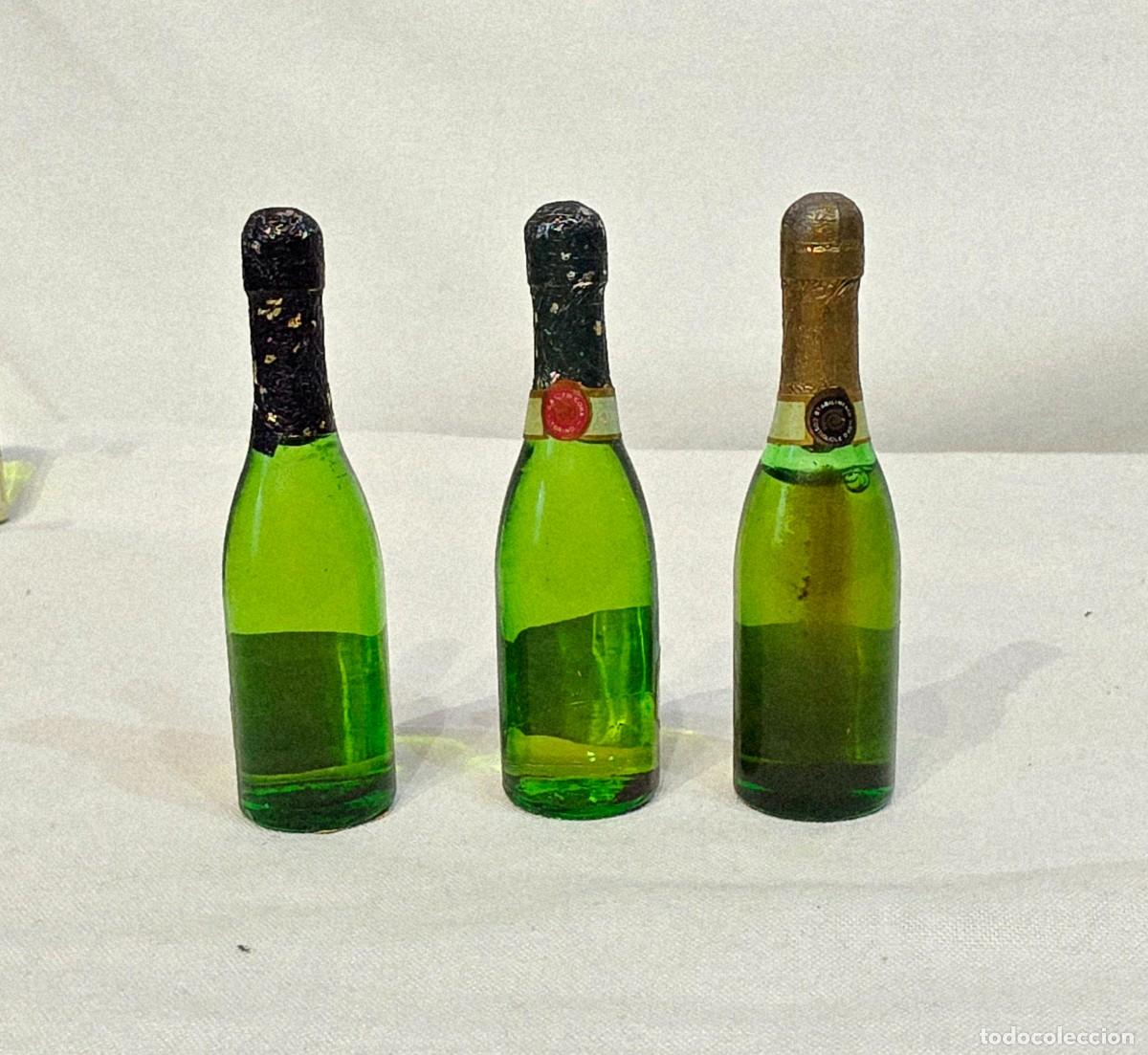 Coleccionismo de cervezas: 16 bottigliette Mignon -Vini e birra - anni 70 - Foto 7