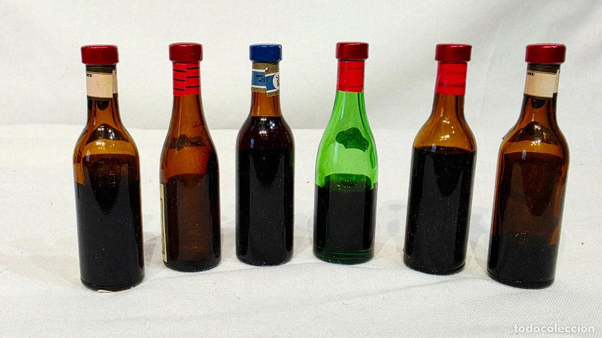 Coleccionismo de cervezas: 16 bottigliette Mignon -Vini e birra - anni 70 - Foto 17