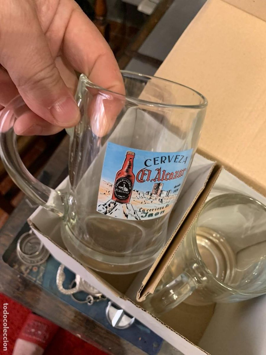 Colecionismo de cervejas: pareja alcazar cerveza jarras a estrenar
