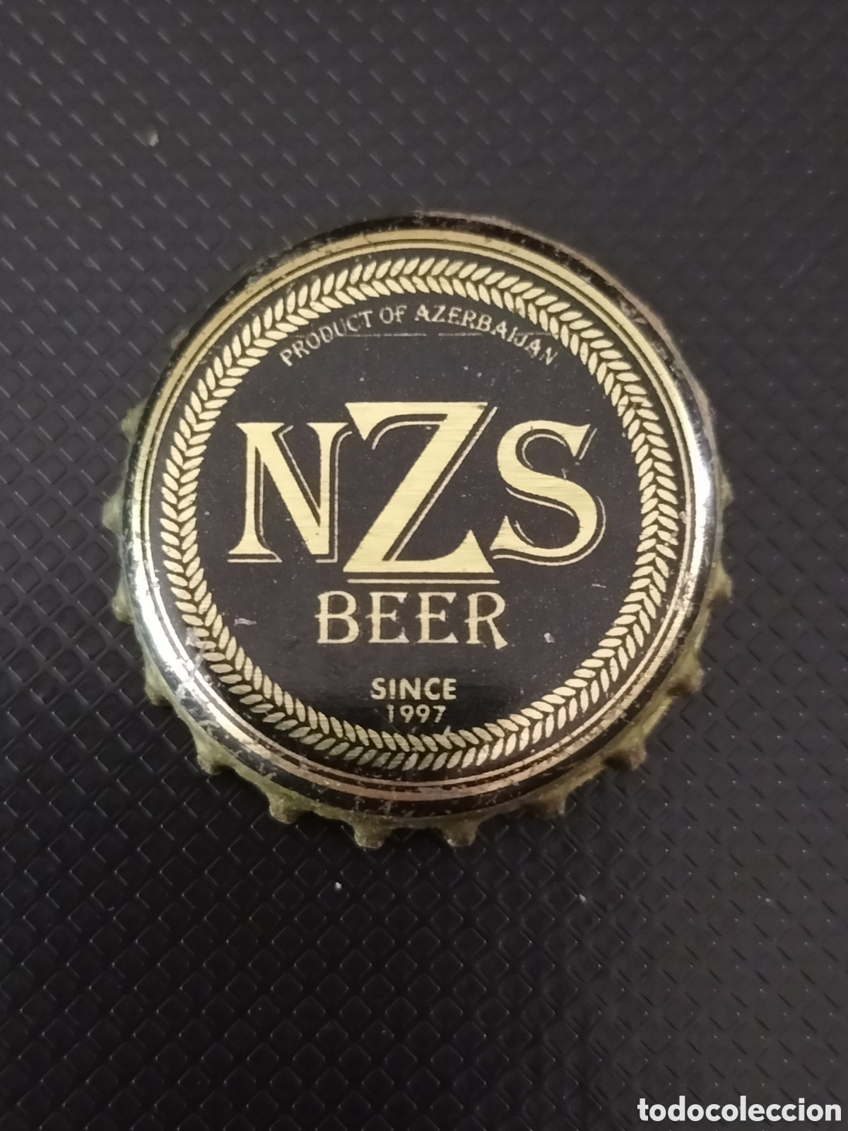 Coleccionismo de cervezas: CHAPA TAP&Oacute;N CORONA CERVEZA NZS BEER - AZERBAIY&Aacute;N