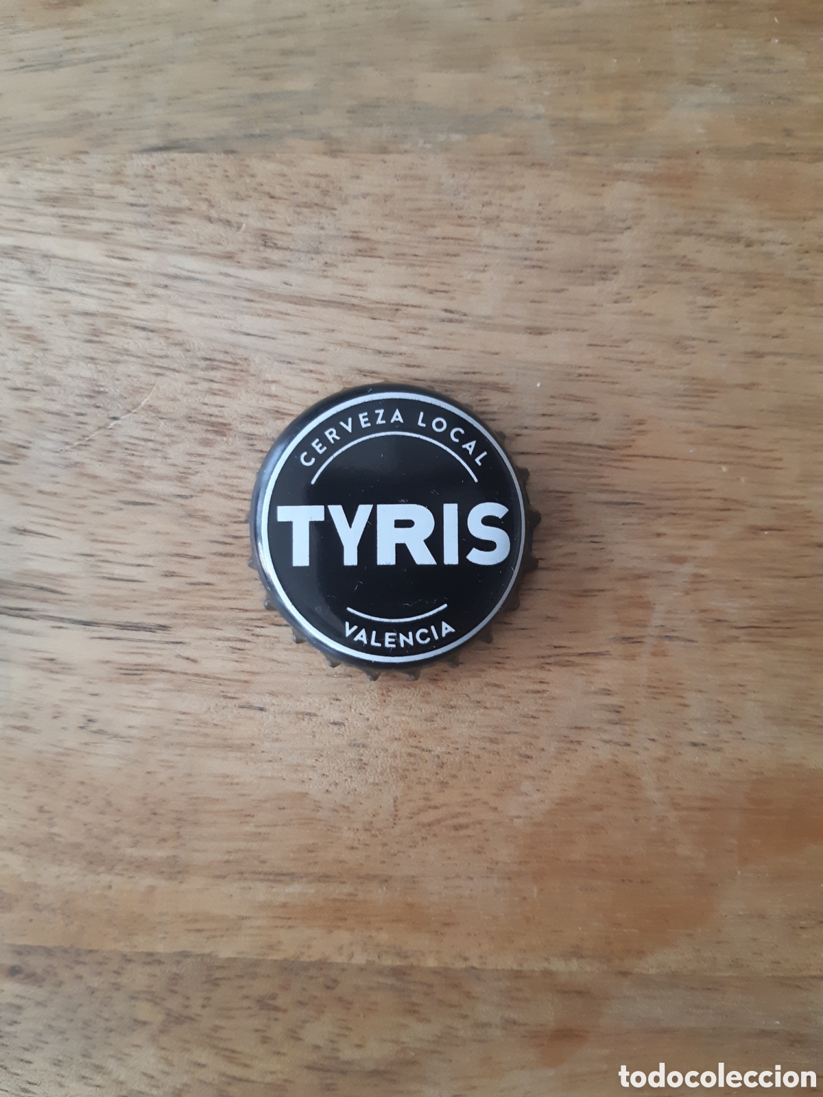 Coleccionismo de cervezas: Corona, chapa de cerveza Tyris. Cerveza local Valencia. Espa&ntilde;a
