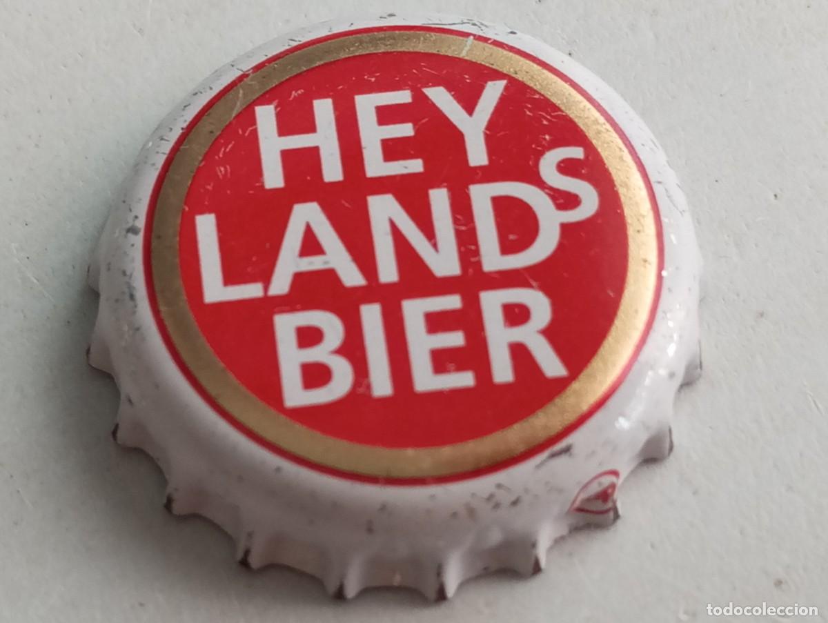 Coleccionismo de cervezas: Chapa tap&oacute;n corona de la cerveza alemana HEY LANDS BIER (falda blanca)