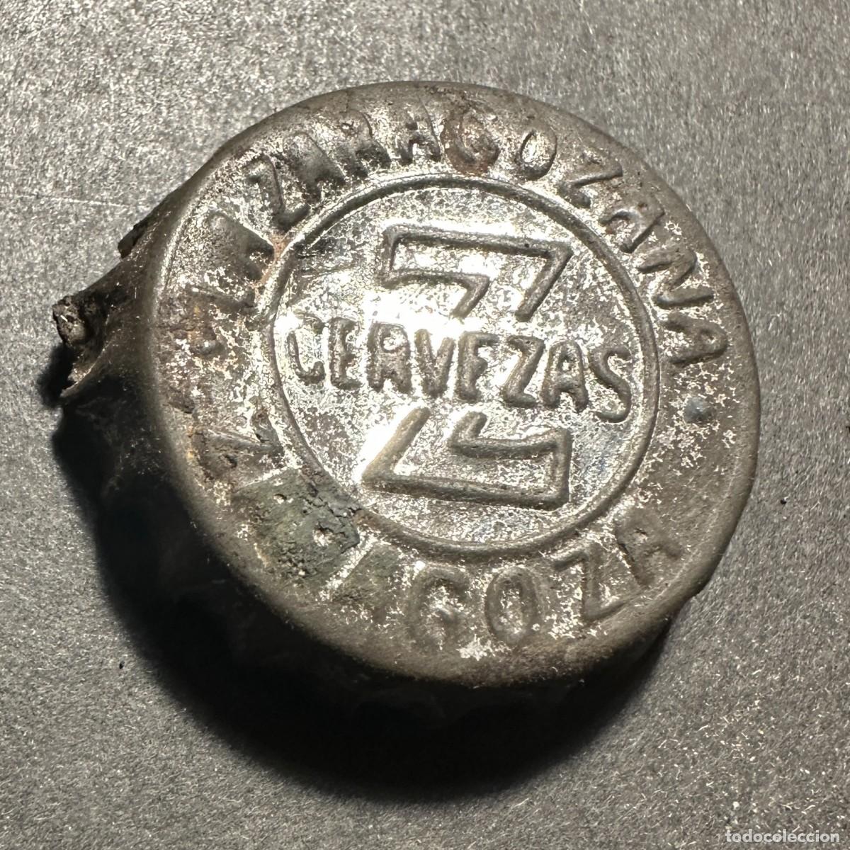 Collectable Beer: Chapa de cerveza la Zaragozana en relieve - A&ntilde;os 30 - Buen estado - Rar&iacute;sima - Zaragoza