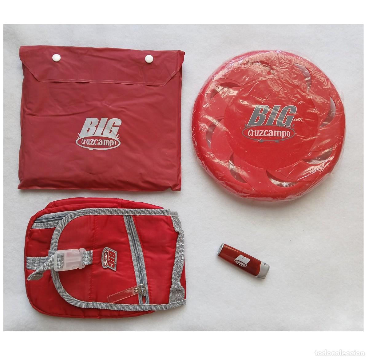 Collectable Beer: Lote mochila, impermeable, disco volador y mechero de cerveza Cruzcampo Big. 2