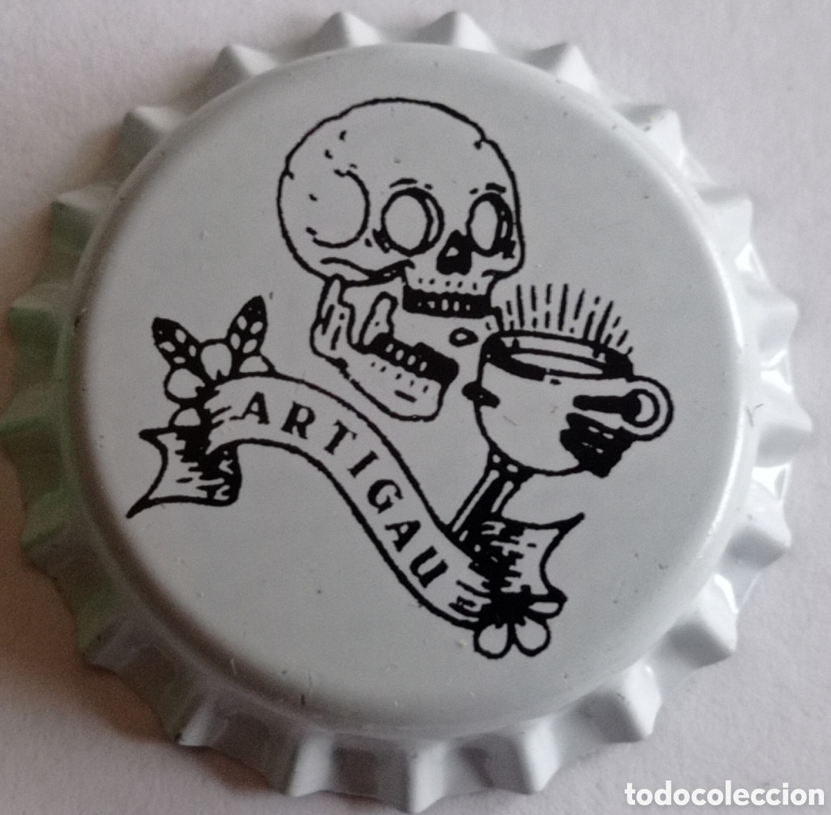 Coleccionismo de cervezas: TAP&Oacute;N CORONA CERVEZA ARTIGAU