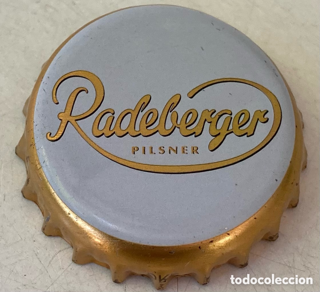 Coleccionismo de cervezas: CHAPA BOTTLE CAP BEER BIERE TAP&Oacute;N CORONA CAPSULE BIER RADEBERGER.ALEMANIA. --LOTE N. 1679--CARMANJO
