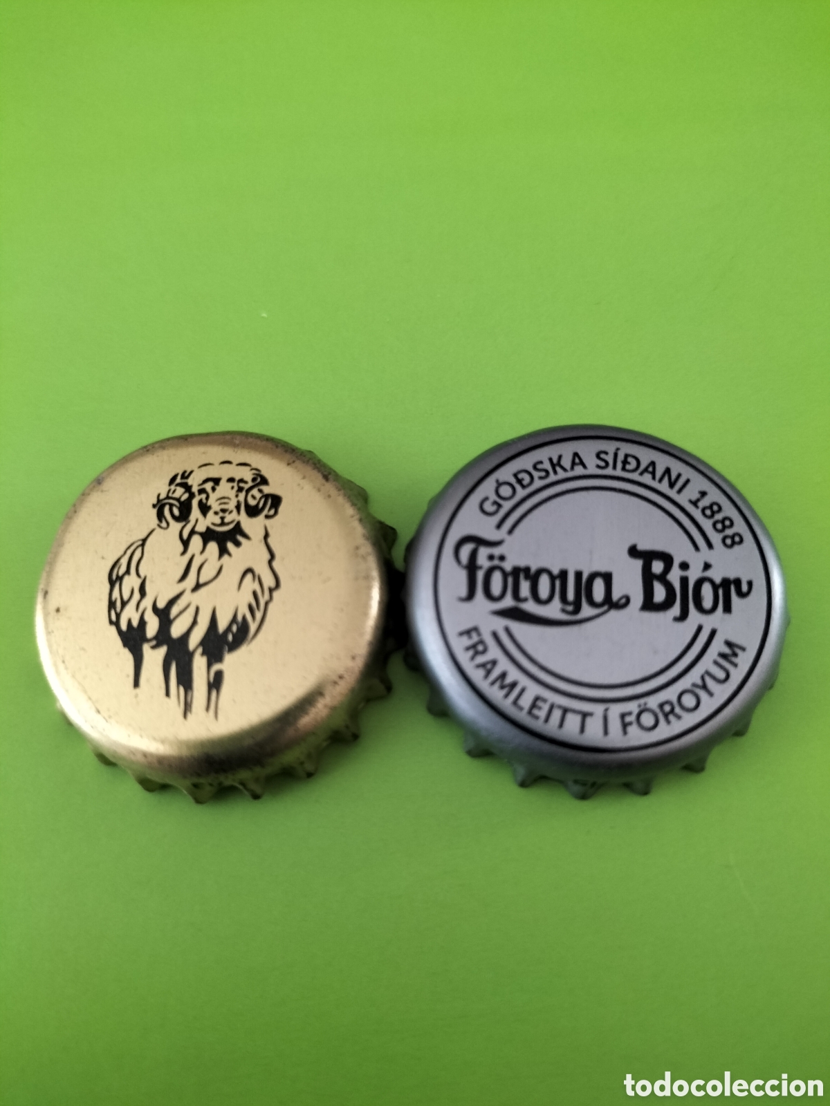 Coleccionismo de cervezas: LOTE 2 CHAPAS TAPON CORONA CERVEZA - ISLAS FEROE