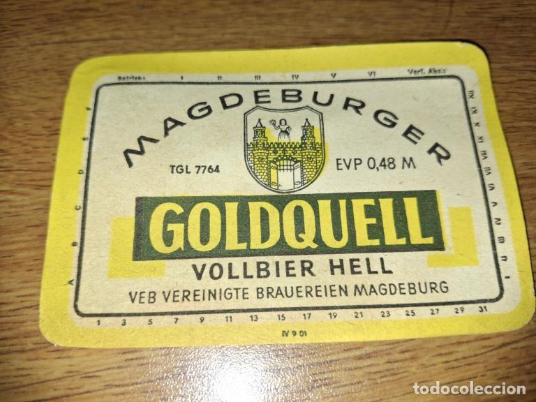 Coleccionismo de cervezas: Antigua etiqueta de cerveza Magdeburger Goldquell Label 1950s Alemania comunista pegamento.