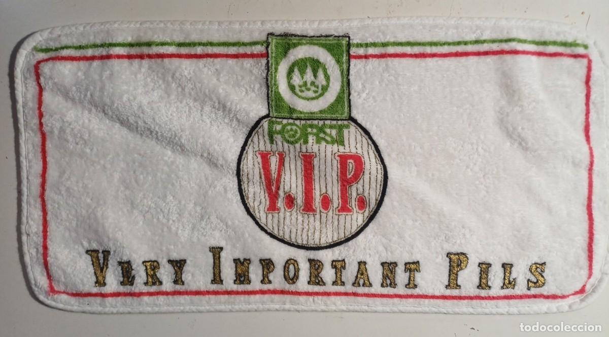 Coleccionismo de cervezas: Alfombrilla algod&oacute;n cerveza barmat FORST V.I.P. Pils 1988&ndash;95