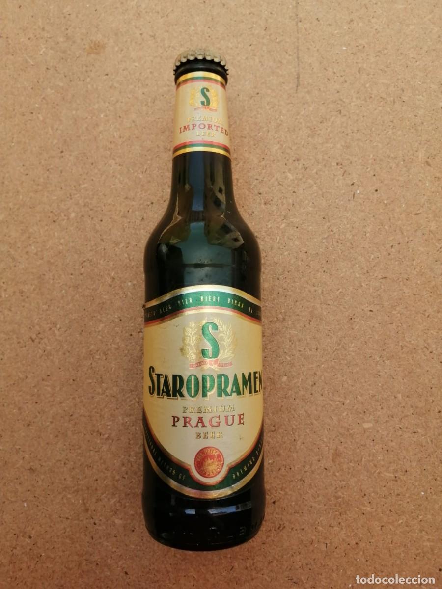 Coleccionismo de cervezas: BOTELLA DE CERVEZA (LLENA) STAROPRAMEN