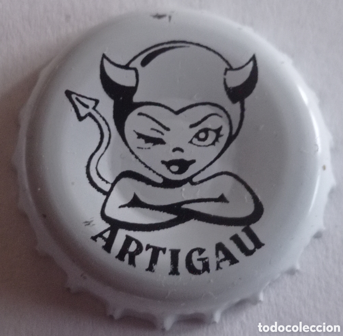 Coleccionismo de cervezas: TAP&Oacute;N CORONA CERVEZA ARTESANA