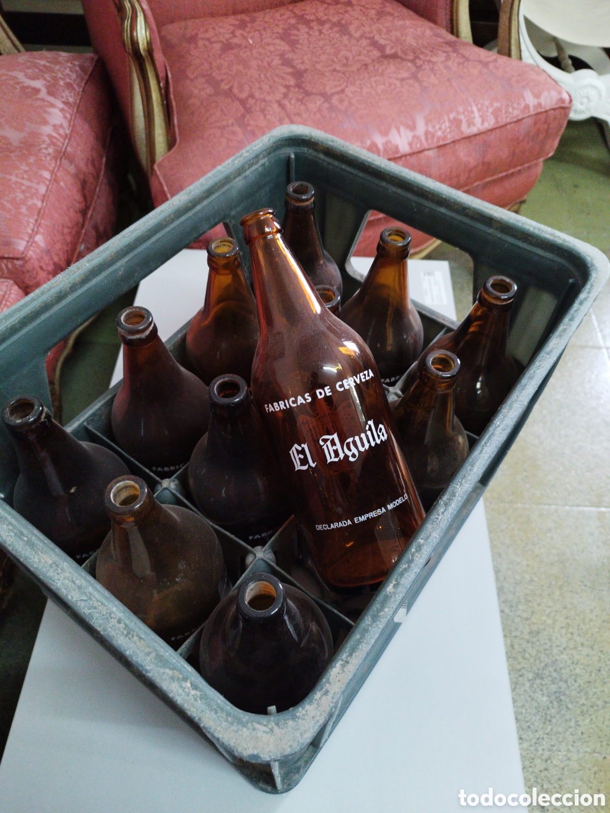 Coleccionismo de cervezas: Caja Cerveza El &Aacute;guila 12 botellas 1L