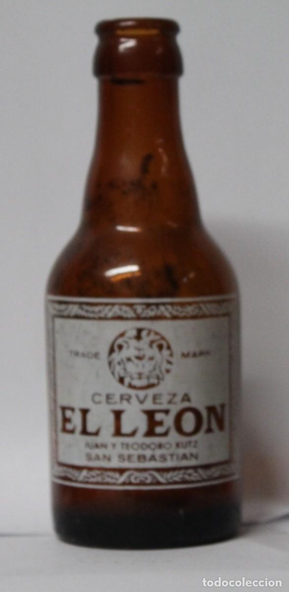 Coleccionismo de cervezas: ANTIGUA BOTELLA CERVEZA EL LEON 20 CL