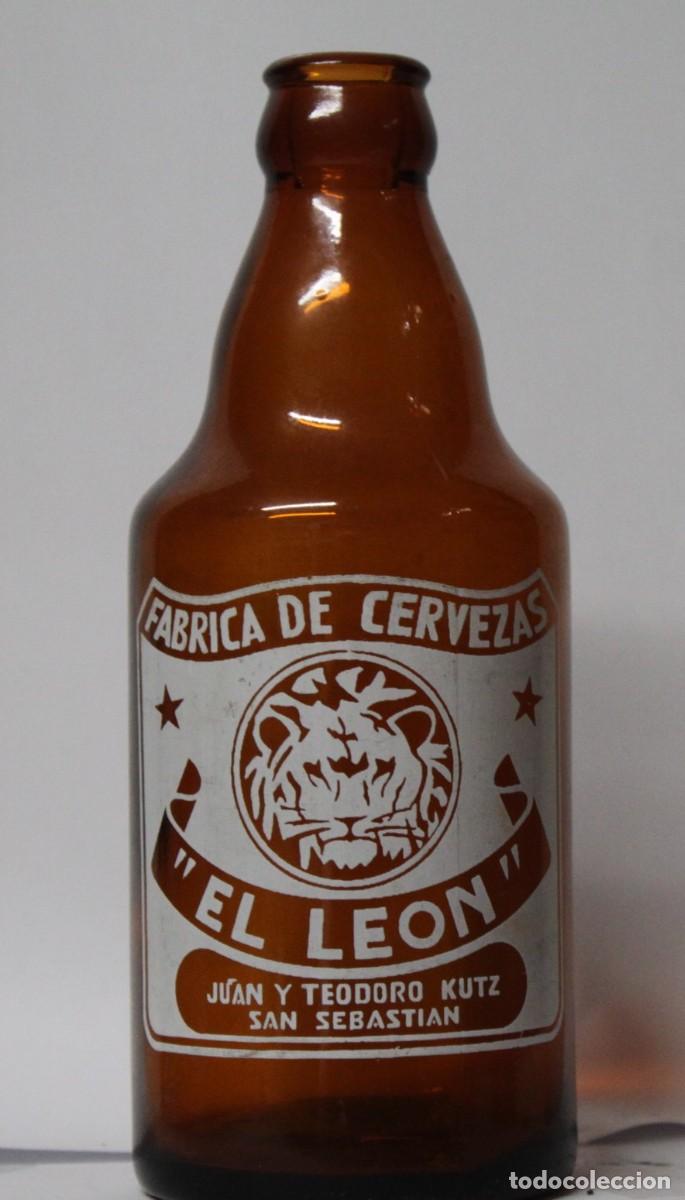 Coleccionismo de cervezas: ANTIGUA BOTELLA CERVEZA EL LEON, 33 CL.