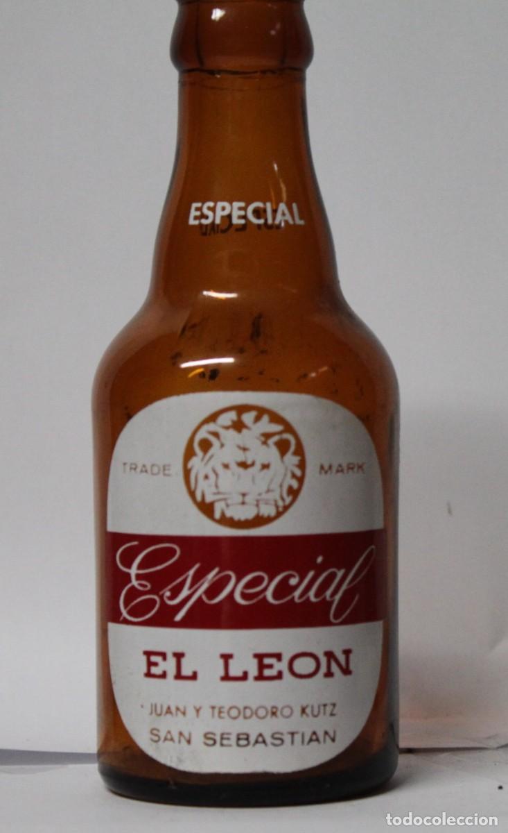 Coleccionismo de cervezas: ANTIGUA BOTELLA CERVEZA EL LEON, 20 CL.