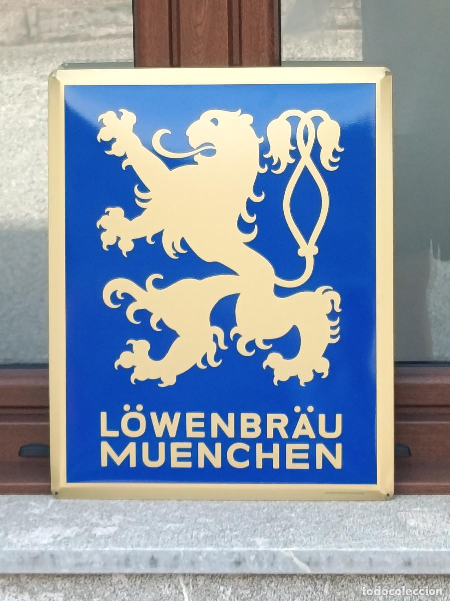 Coleccionismo de cervezas: CARTEL DE CHAPA CERVEZA LOWENBRAU. NUEVO A ESTRENAR. ORIGINAL DE LA CERVECERA ALEMANA.