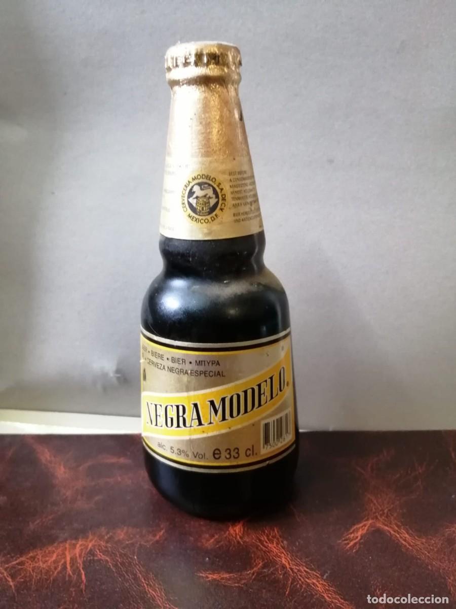 Coleccionismo de cervezas: BOTELLA DE CERVEZA (LLENA) NEGRA MODELO