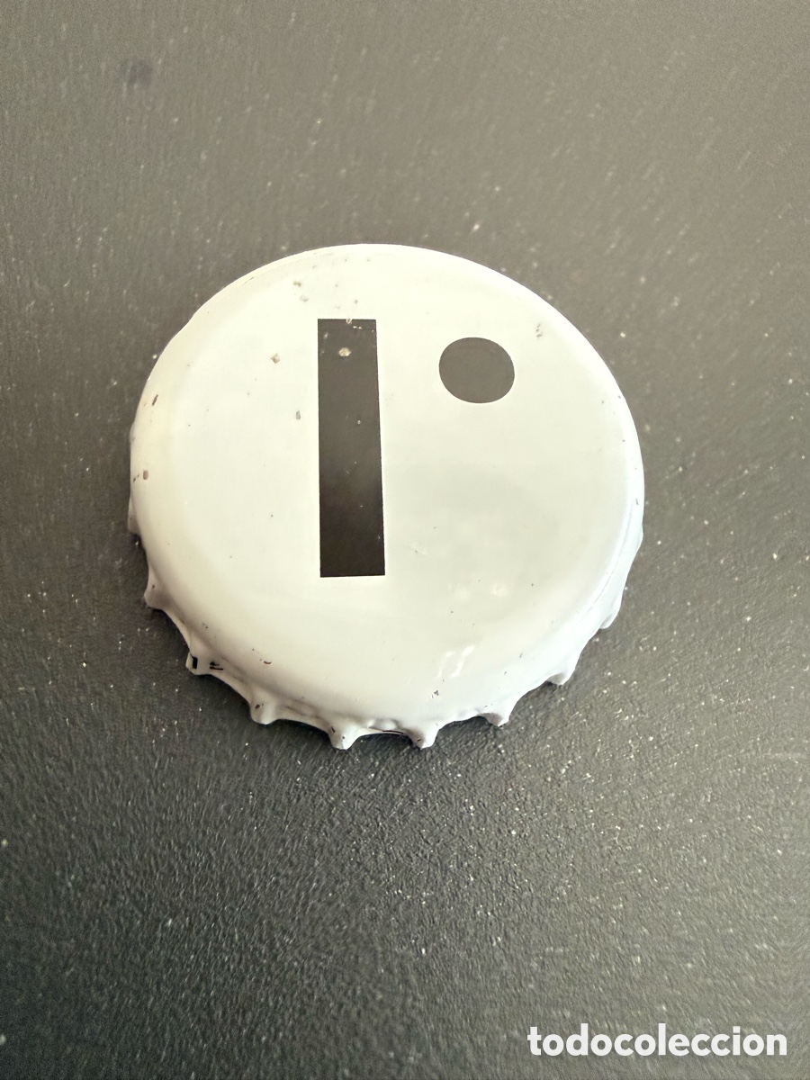 Coleccionismo de cervezas: Chapa. agua. LUNARES