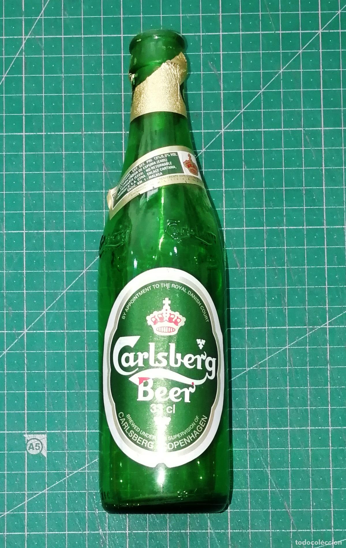 Coleccionismo de cervezas: BOTELLA CERVEZA. CARLSBERG BEER. - Dinamarca, A&ntilde;os 90. - 33 cl. - Altura aprox. 22 cm