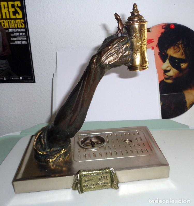 Coleccionismo de cervezas: GRIFO CERVEZA ESCULTURA LORENZO QUINN CERVEZAS SAN MIGUEL BRINDEMOS POR LA AMISTAD. EDICION LIMITADA