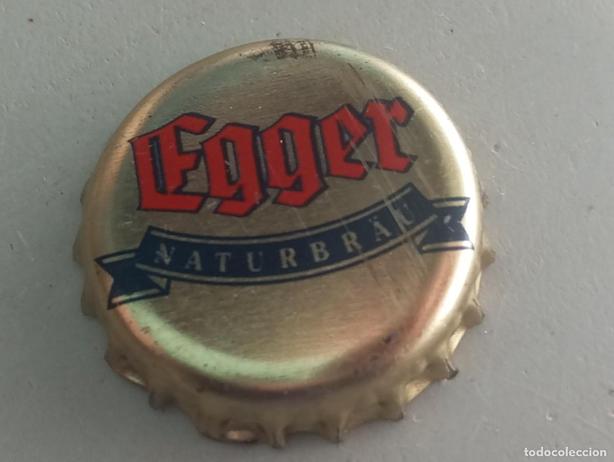 Coleccionismo de cervezas: Chapa tap&oacute;n corona de la cerveza austr&iacute;aca EGGER NATURBR&Auml;U (falda dorada)