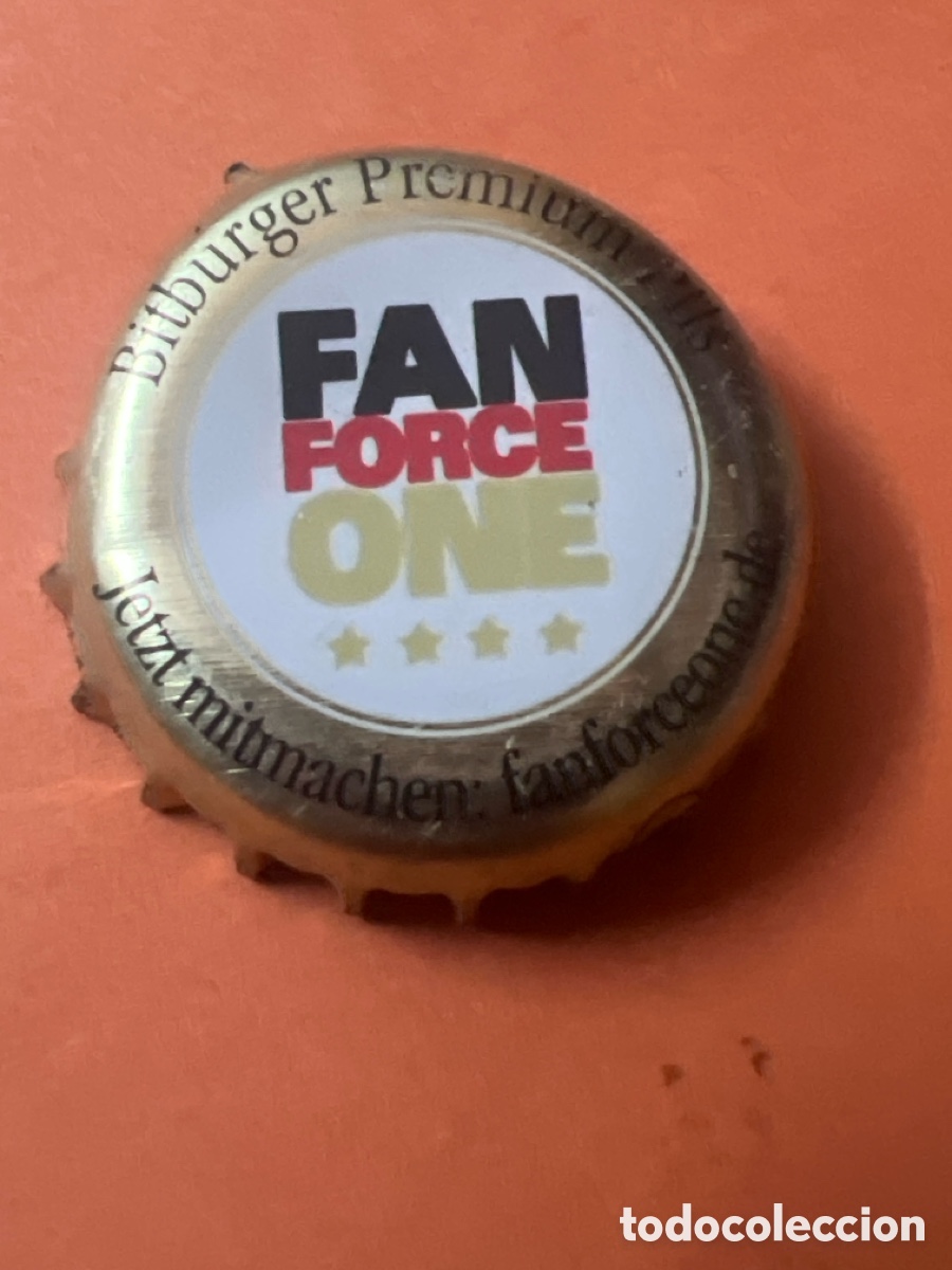 Coleccionismo de cervezas: E1118. CHAPA CERVEZA - Fan Force One Bitburger Premium Pils Jetzt mitmachen: fanforceone.de -