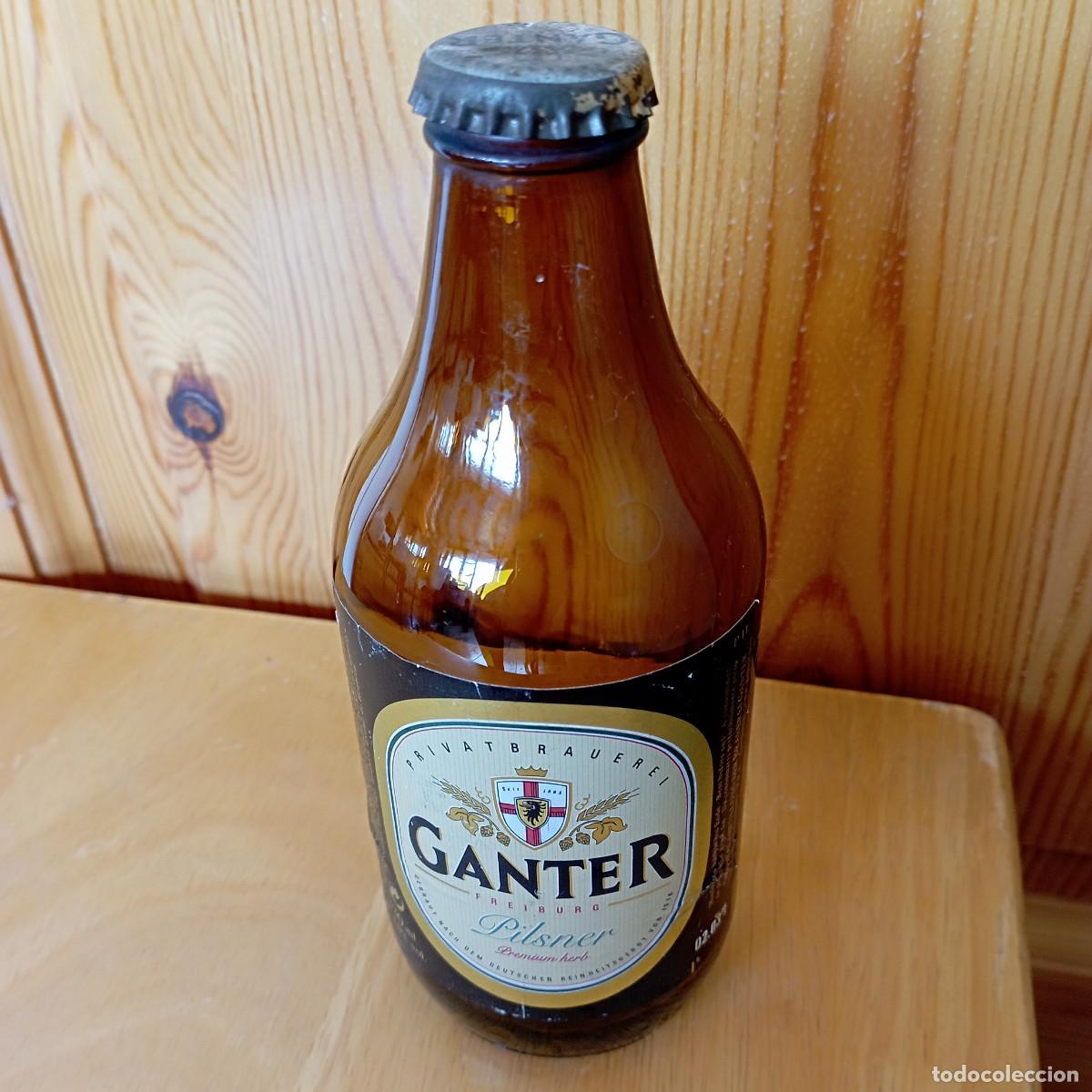 Coleccionismo de cervezas: botella cerveza MORITZ BARCELONA - vacia CON CHAPA