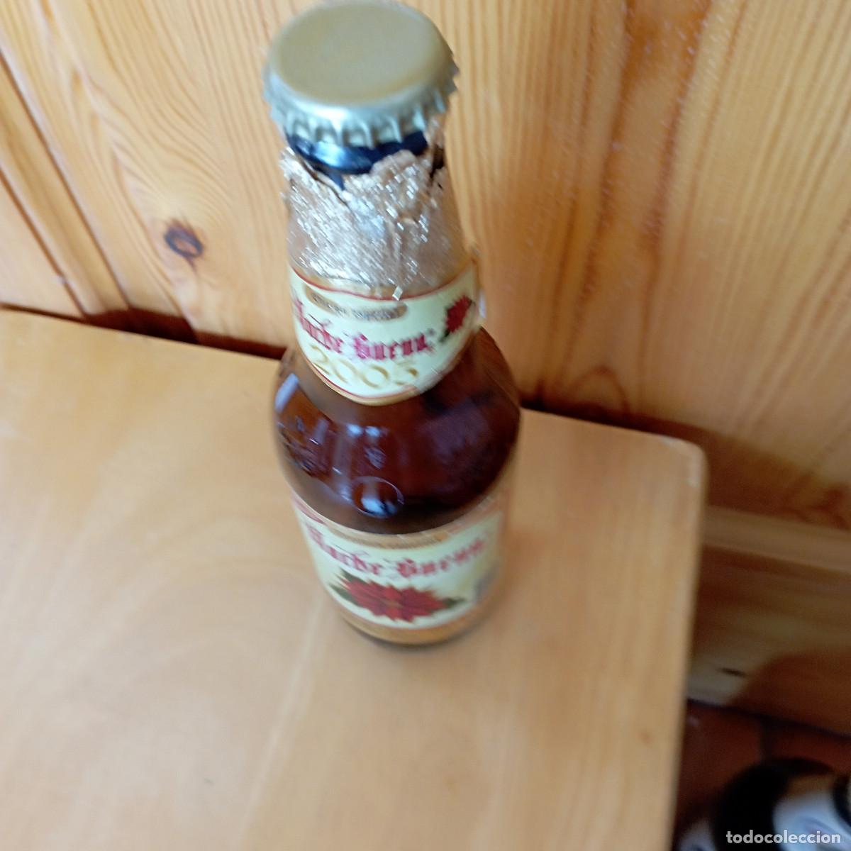 Coleccionismo de cervezas: botella cerveza NOCHE BUENA- vacia CON CHAPA