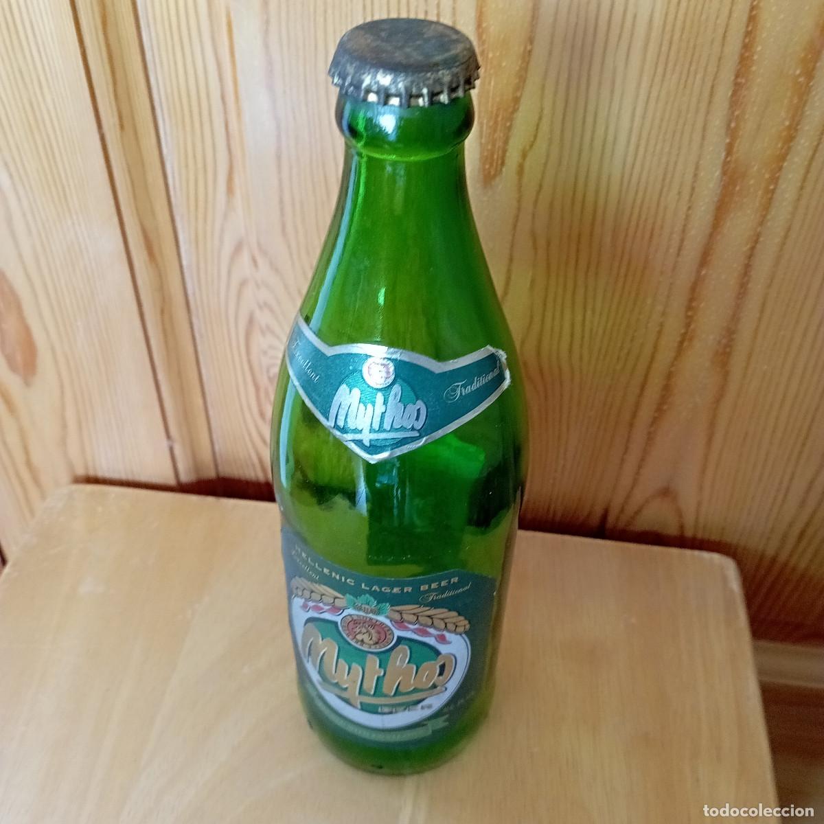 Collectable Beer: botella cerveza MYTHOS BEER vacia con chapa