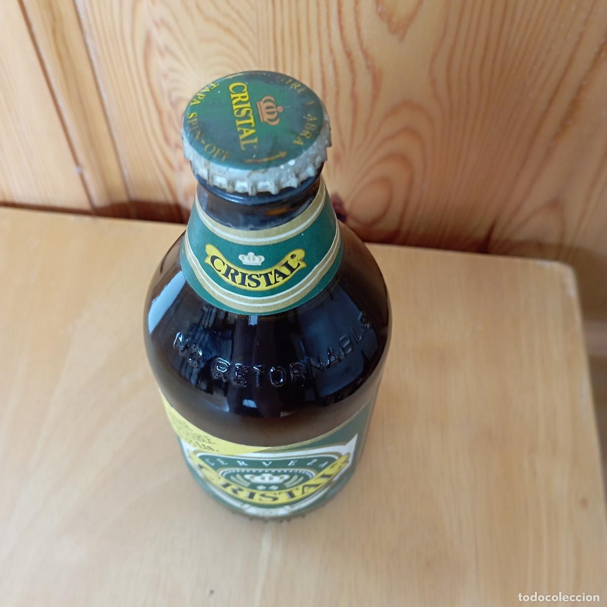 Coleccionismo de cervezas: botella cerveza CRISTAL llena - Foto 2