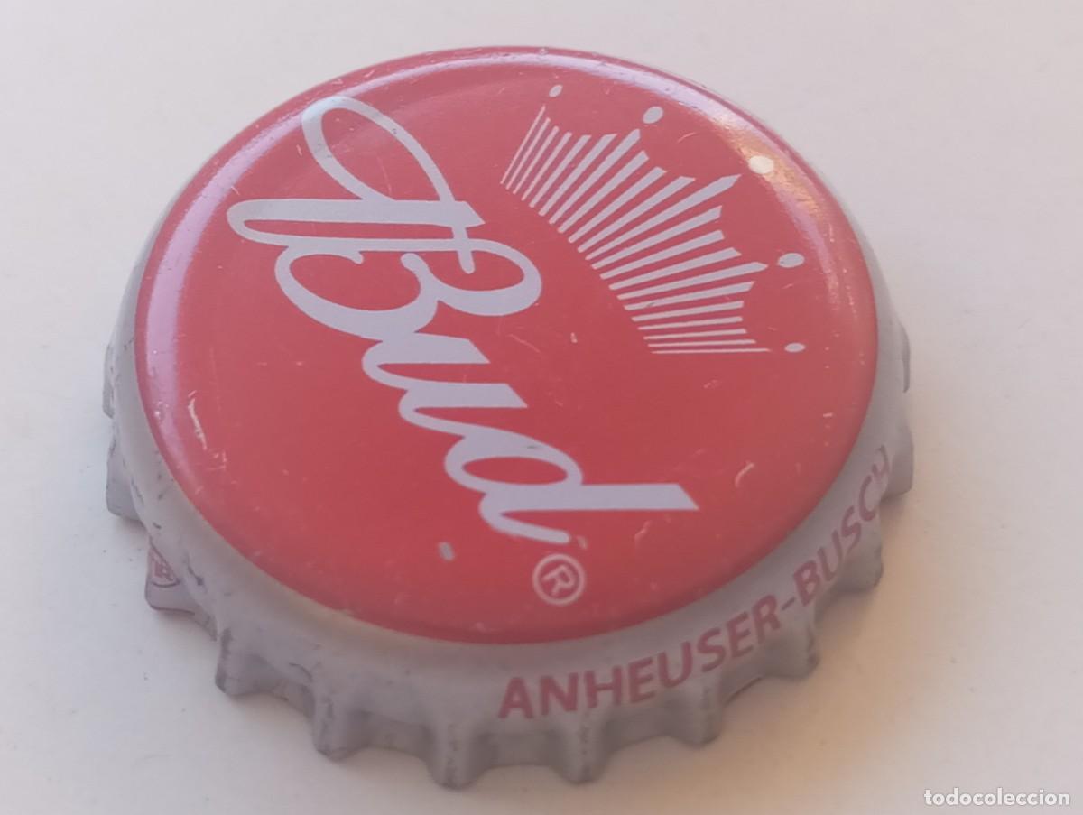 Coleccionismo de cervezas: Chapa USA, tap&oacute;n corona de la cerveza de EE.UU. BUD (en la falda: ANHEUSER-BUSCH en rojo)