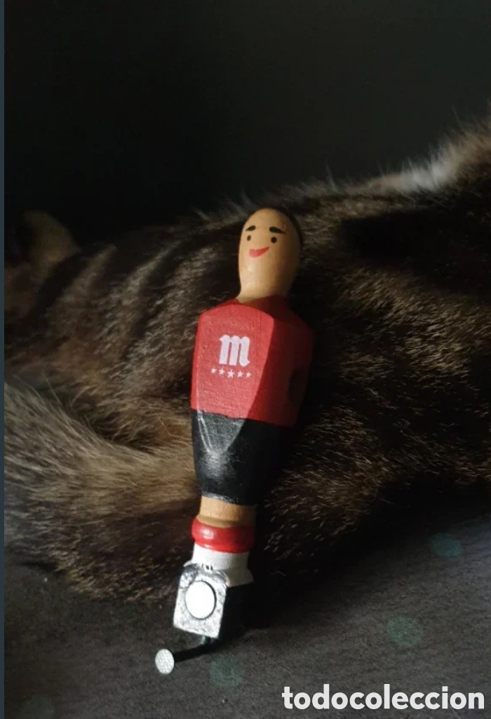 Coleccionismo de cervezas: Abrebotellas mahou f&uacute;tbolin - Foto 2