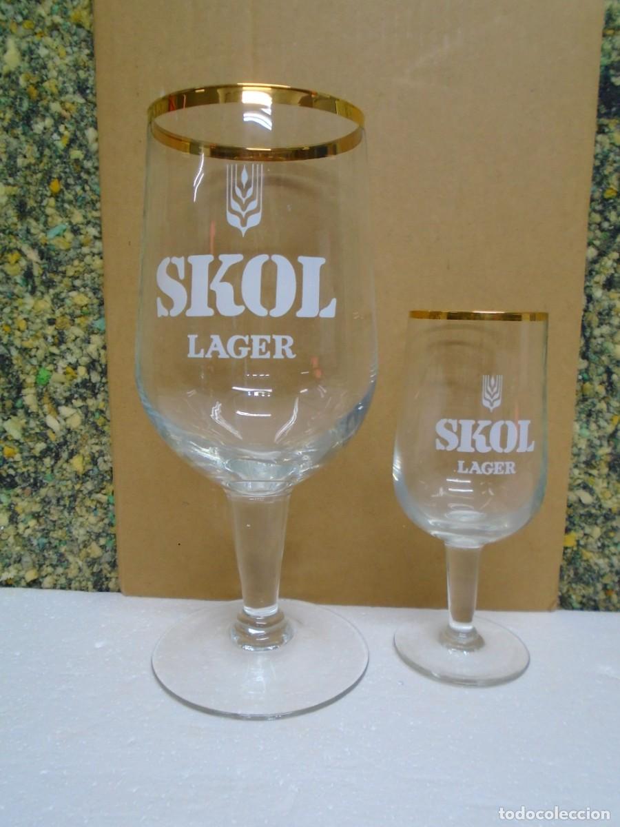 Coleccionismo de cervezas: CERVEZAS&rdquo;SKOL&rdquo;LAGER.ANTIGUAS COPAS SERIGRAFIADOS (BLANCO)BORDE DORADO,A&Ntilde;OS 70.